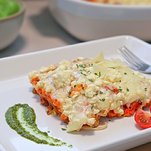 🍅🔥 Cheesy Chicken & Quinoa Bake 🧀🍗 – Food-Trek